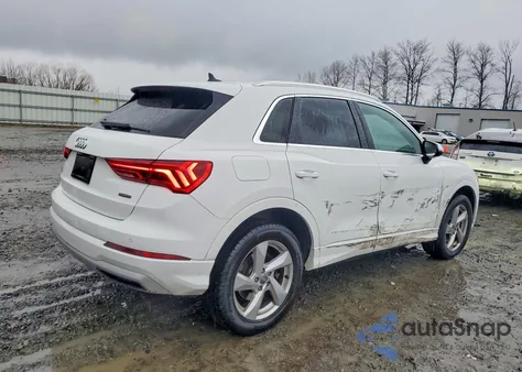 2019 Audi Q3 Premium Plus z USA, uszkodzony, nr VIN WA1BECF3XK1066835